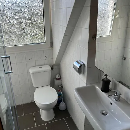 Dachgeschosswohnung Im 3-staedteeck Appartement