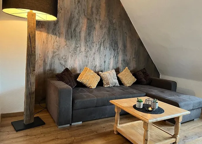 شقة Dachgeschosswohnung Im 3-staedteeck إسن
